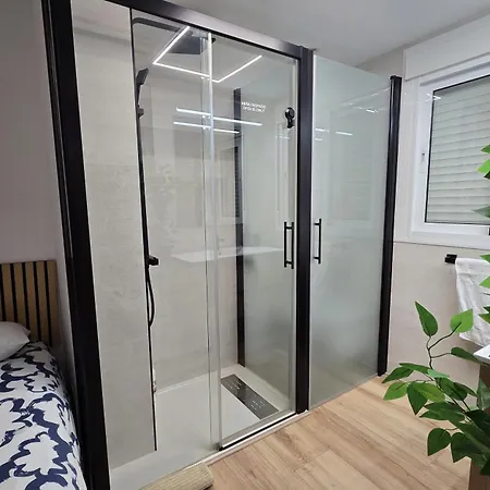 Precioso En El Centro Con Terraza Apartamento *